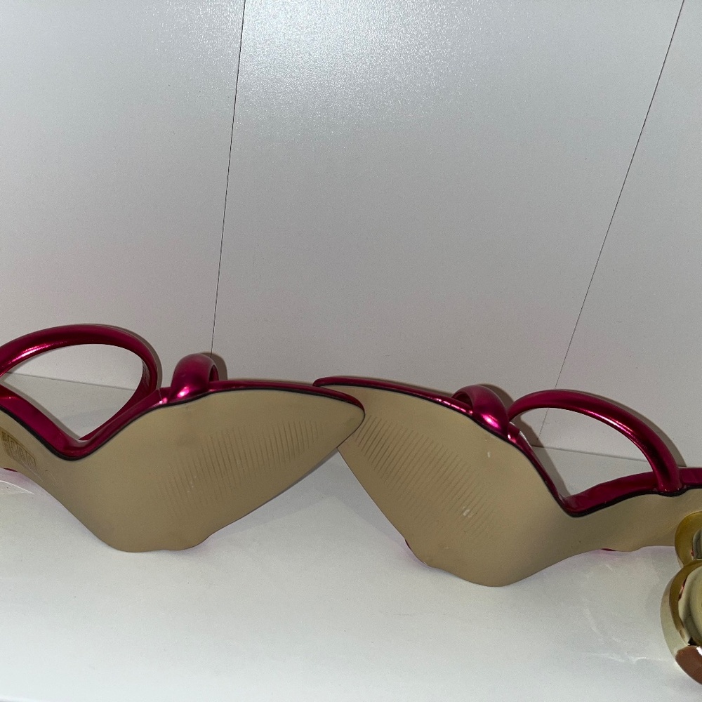 Pink Heels - Picture 5 of 5